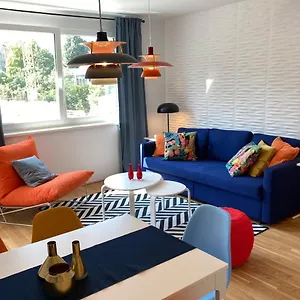 Brand New Cozy 10 Min To Center Appartamento