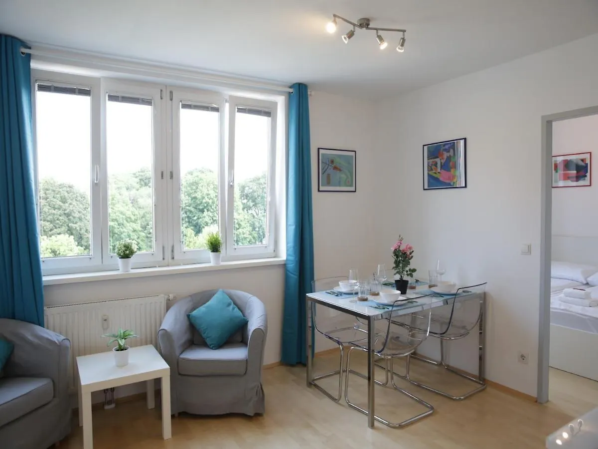 Vienna Sulm Apartments 0*,